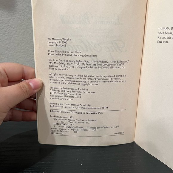 The Maiden of Mayfair Lawana Blackwell Paperback Book - Picture 2 of 2